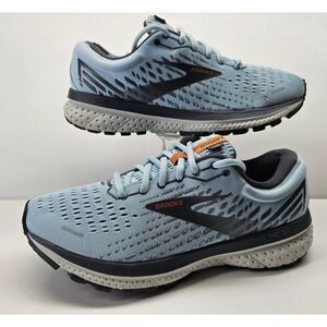 Brooks Women 7.5 Comfy footwear